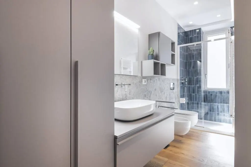 Easylife - Beautiful Flat With Balcony Pta Venezia Διαμέρισμα Μιλάνο