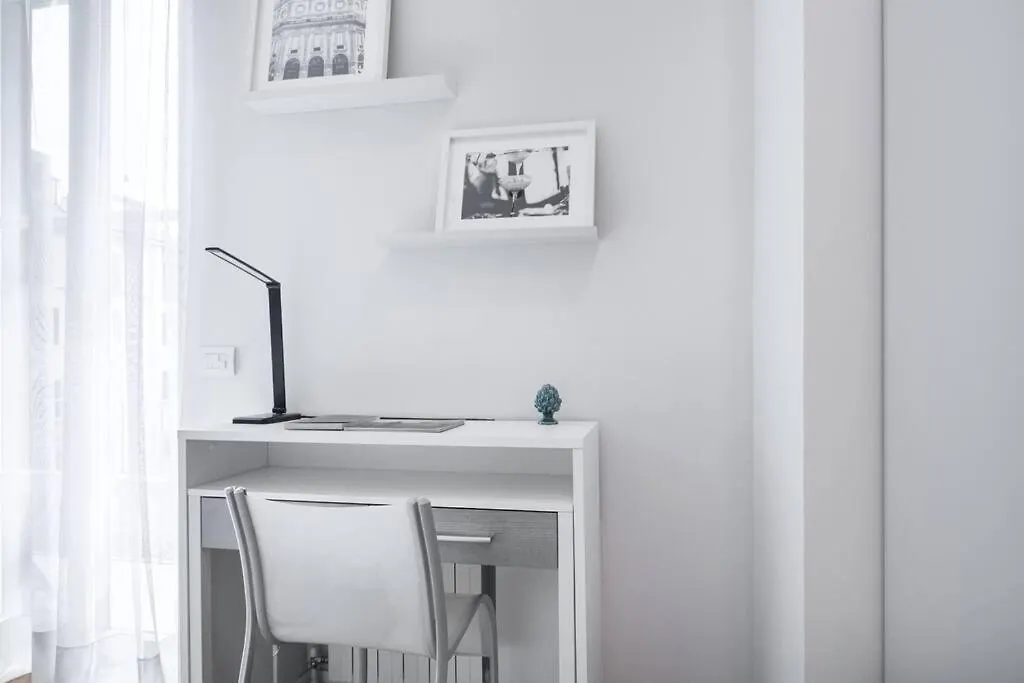 Easylife - Beautiful Flat With Balcony Pta Venezia Διαμέρισμα Μιλάνο 0*,