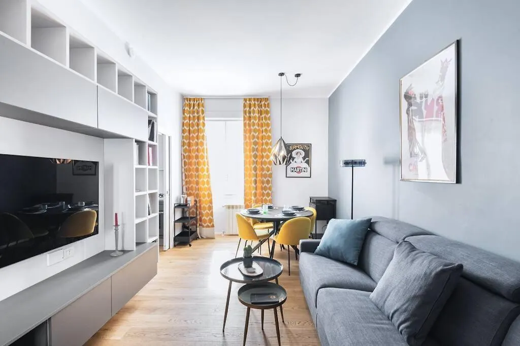 Easylife - Beautiful Flat With Balcony Pta Venezia Διαμέρισμα Μιλάνο
